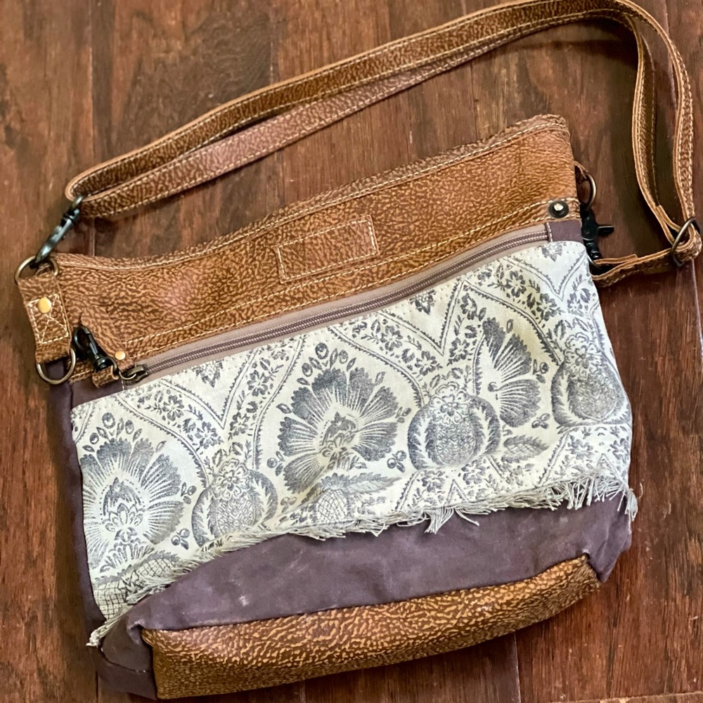 Myra Bag 11" tall 14" wide
